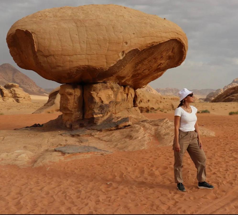 Ferienwohnung Sun Luxury Camp &Tour Wadi Rum Exterior foto