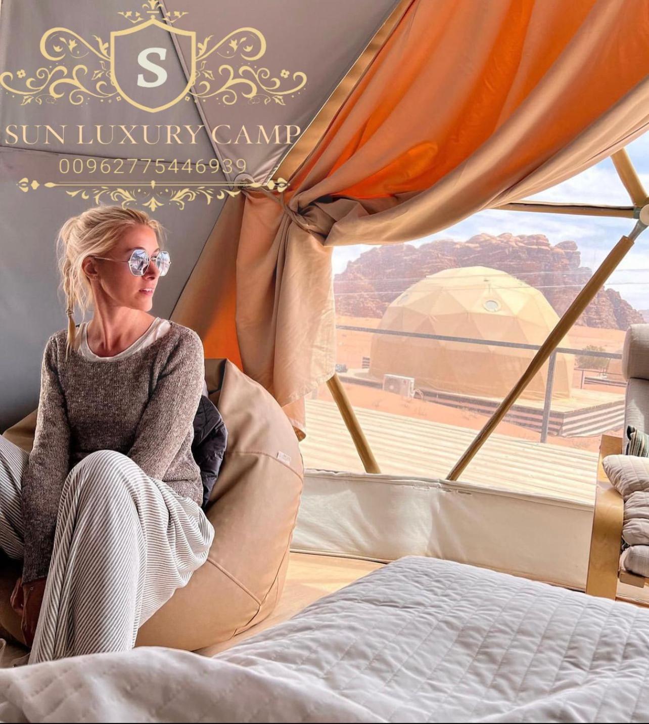 Ferienwohnung Sun Luxury Camp &Tour Wadi Rum Exterior foto